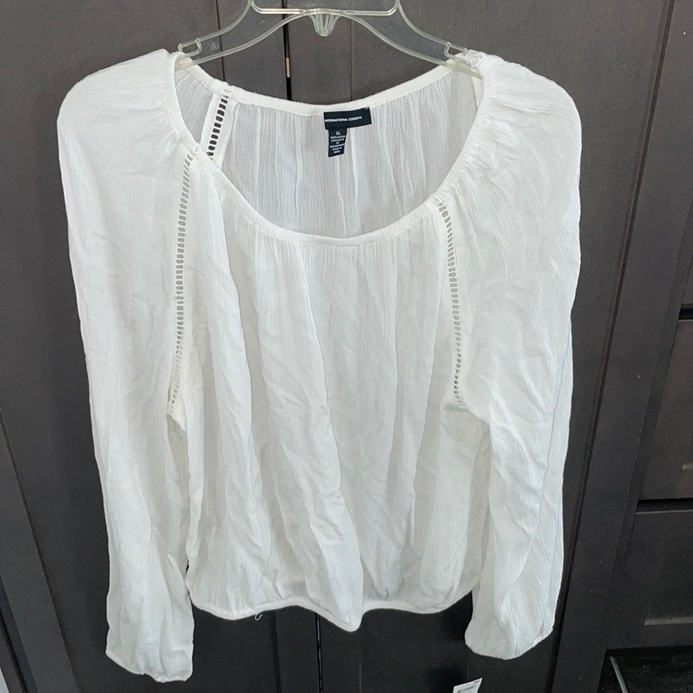 NWT International Concepts XLarge white rayon top long sleeve